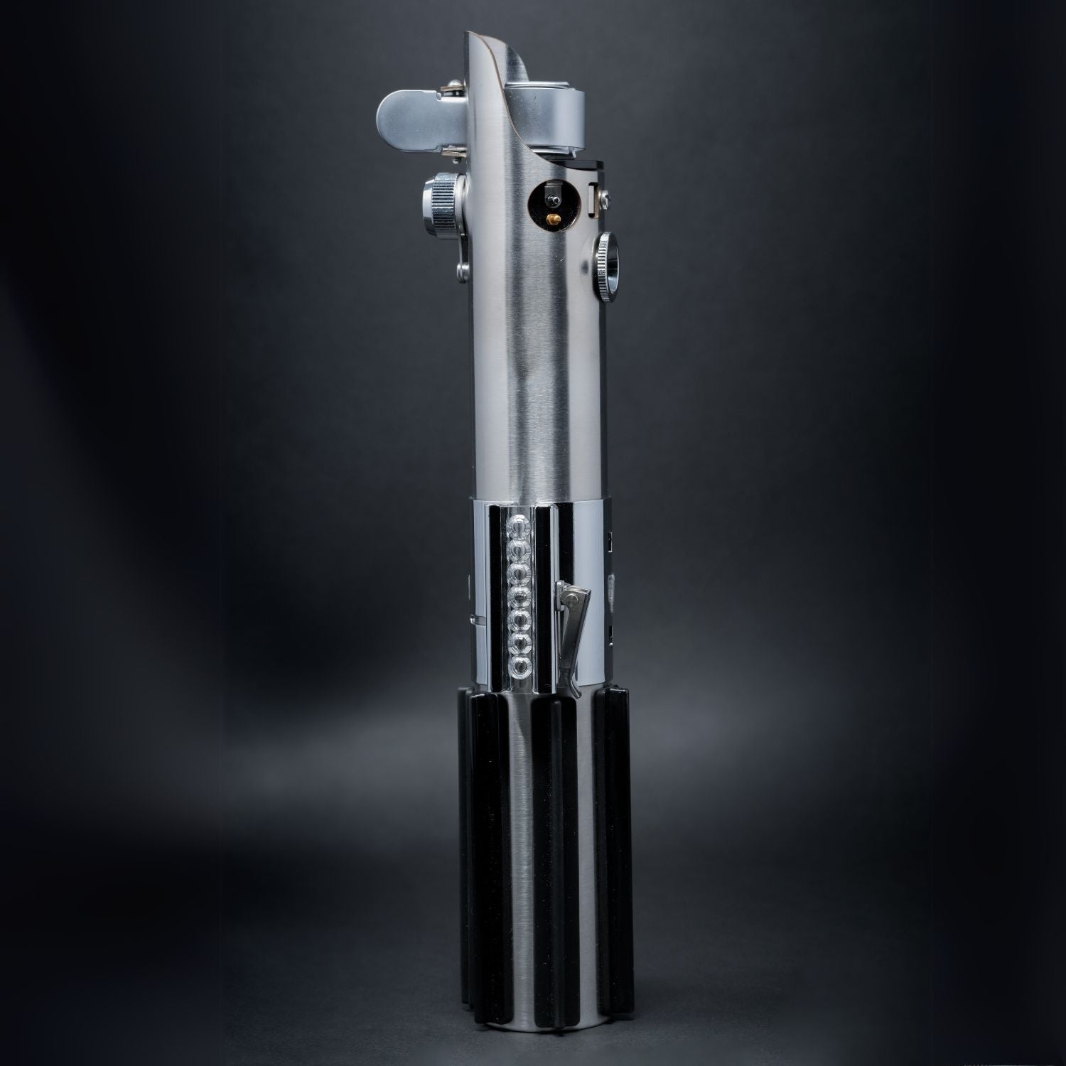 Roger Christian ORIGIN Saber IV - Limited Edition - Signature Series - Theory Sabers